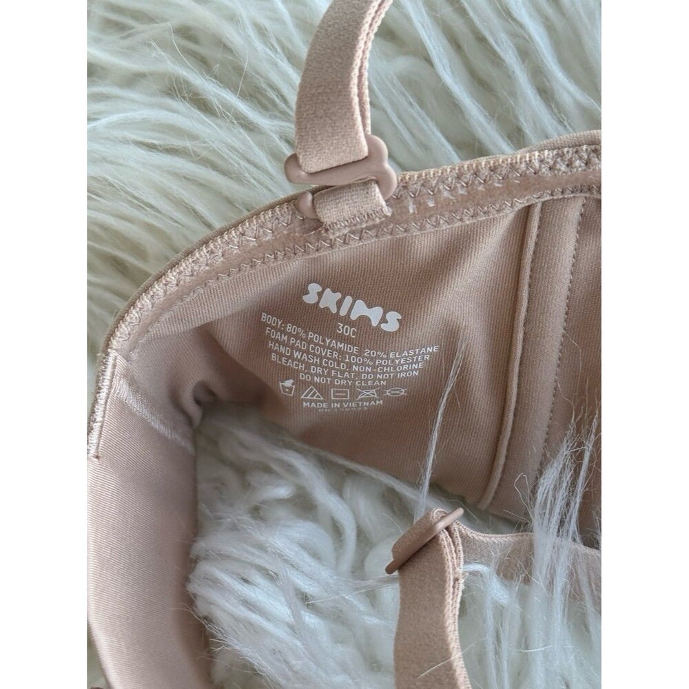 Skims Fits Everybody Strapless Bra Clay Size 30C - Picture 6 of 7